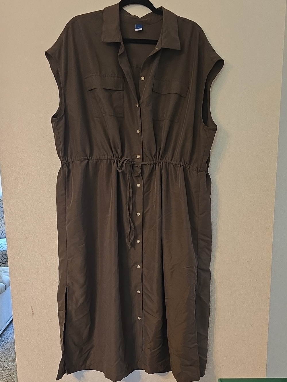 Old Navy Olive Green Sleeveless Button-Front Midi Dress